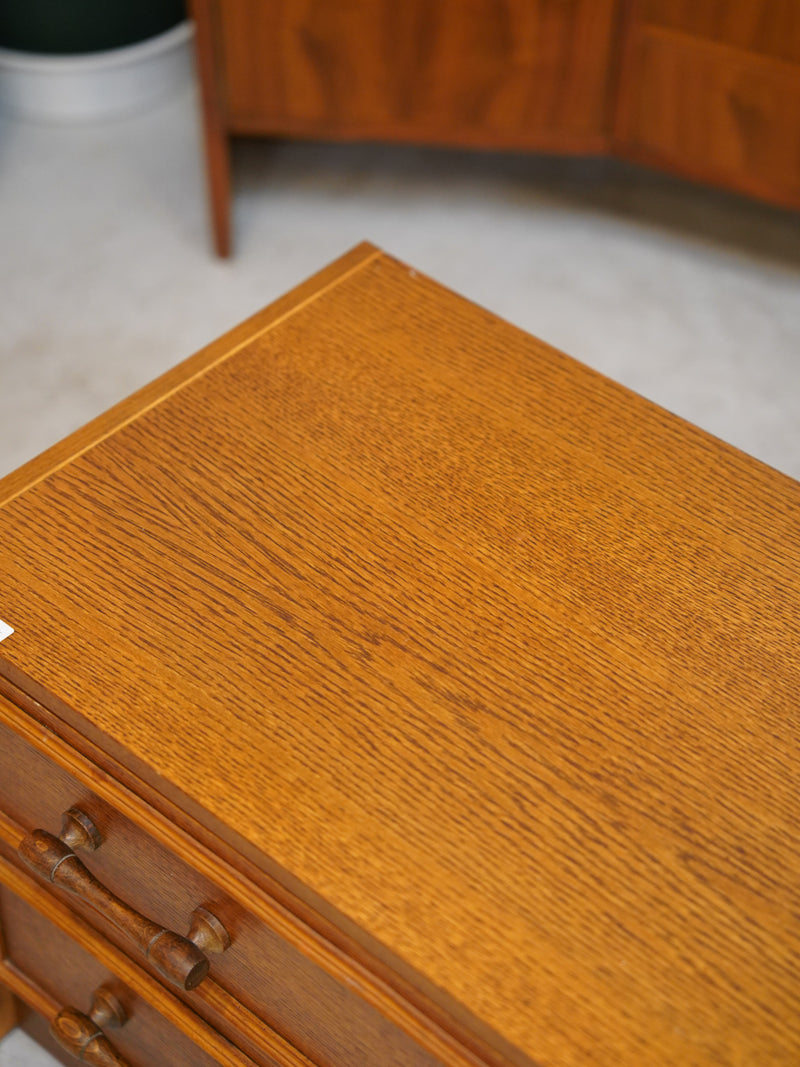 オークウッドチェスト ヴィンテージ SHARK ATTACK