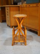 ラタン サイドテーブル/マガジンラック <br>大和店 - ヴィンテージ SHARK ATTACK