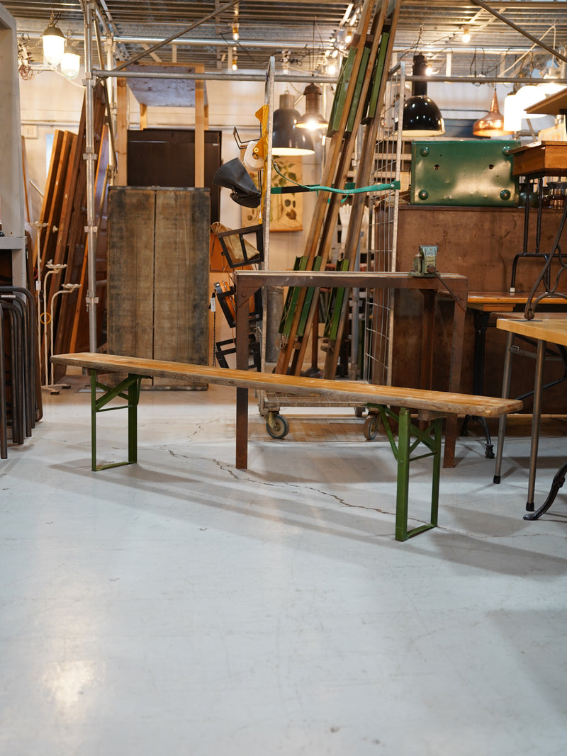 フォールディングベンチ <br>大和店 - ヴィンテージ SHARK ATTACK