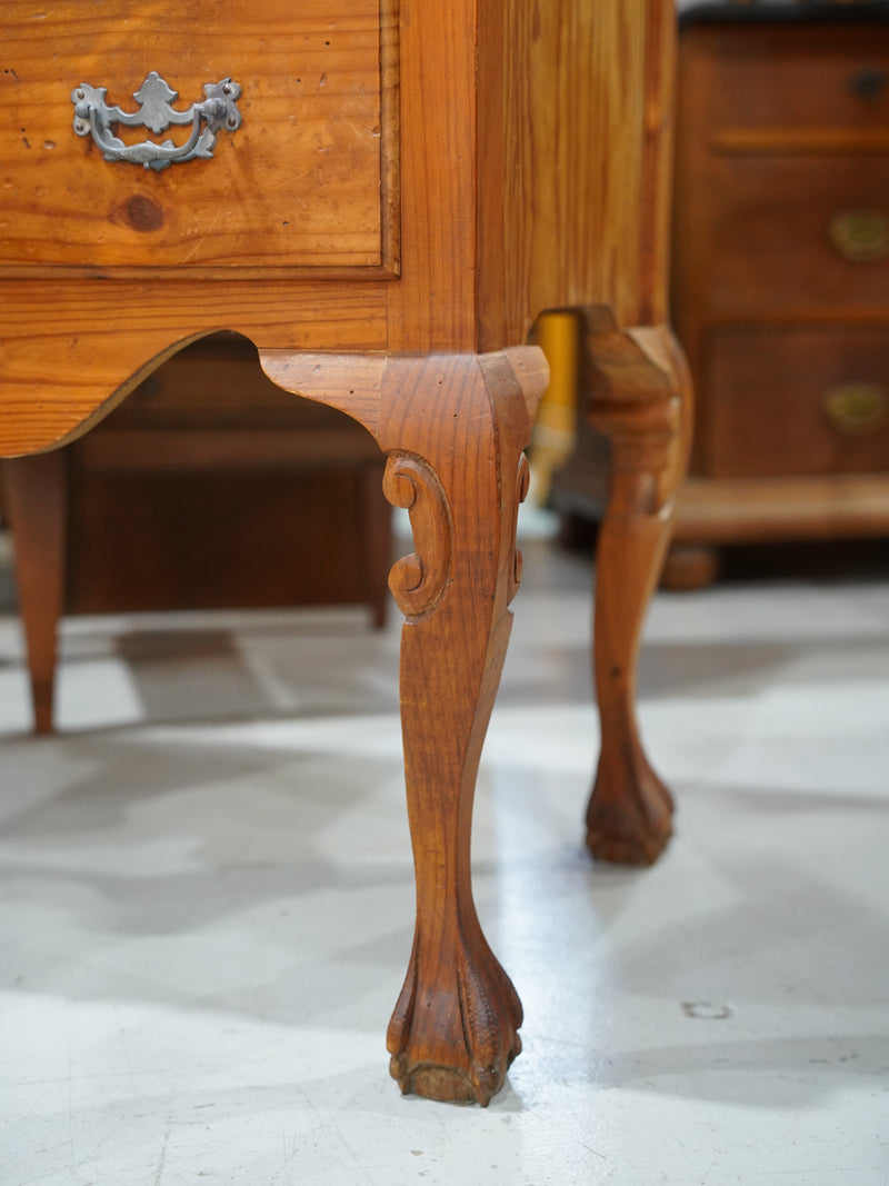 ウッド チェスト <br> 大和店 - ヴィンテージ SHARK ATTACK