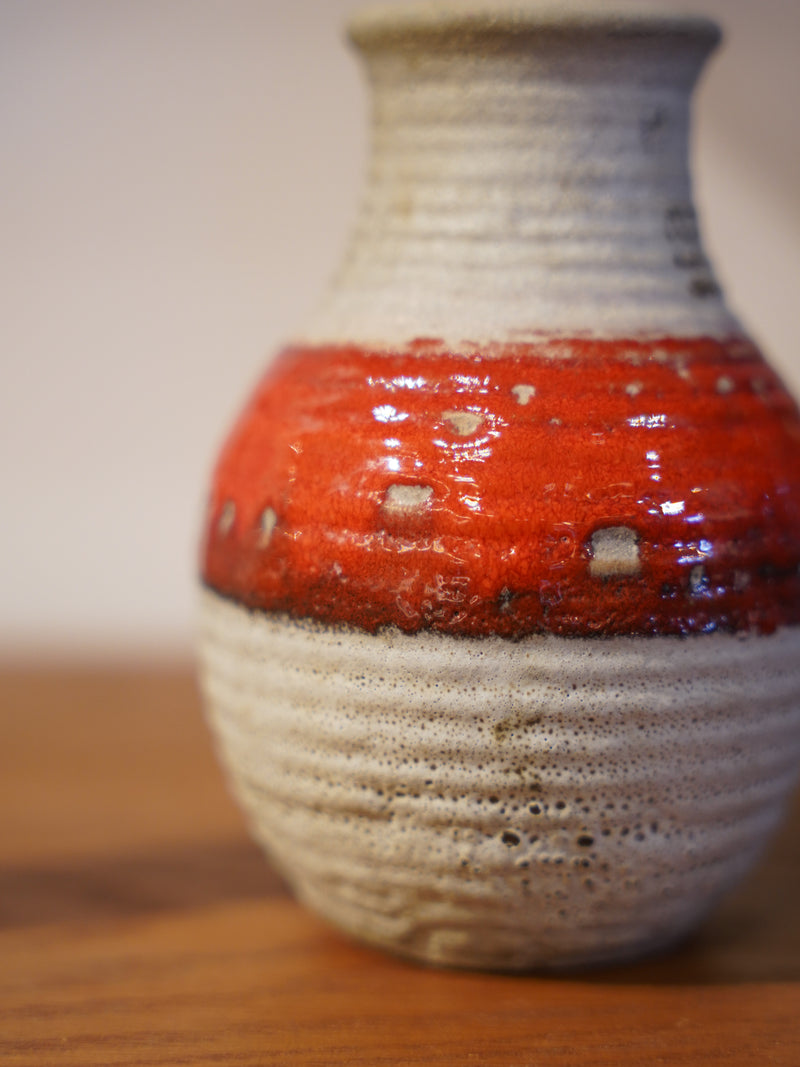 Fat Lava <br>セラミックフラワーベース <br>West Germany <br>大和店 - ヴィンテージ SHARK ATTACK