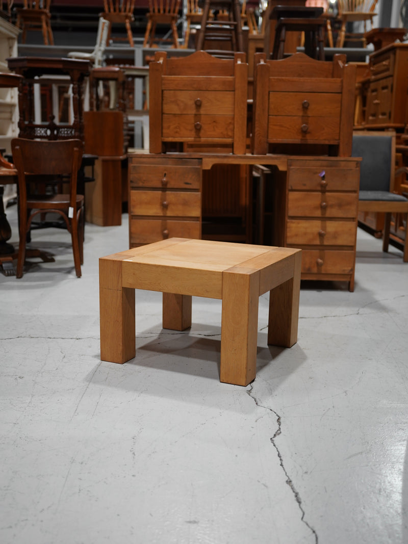 オークウッド ローテーブル <br> 大和店 - ヴィンテージ SHARK ATTACK