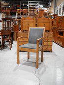 オークウッド アームチェア<br> 大和店 - ヴィンテージ SHARK ATTACK