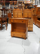 オークウッド ナイトスタンド <br> 大和店 - ヴィンテージ SHARK ATTACK