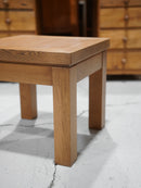 オークウッド サイドテーブル <br> 大和店 - ヴィンテージ SHARK ATTACK