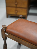 オークウッド レザースツール <br> 大和店 - ヴィンテージ SHARK ATTACK