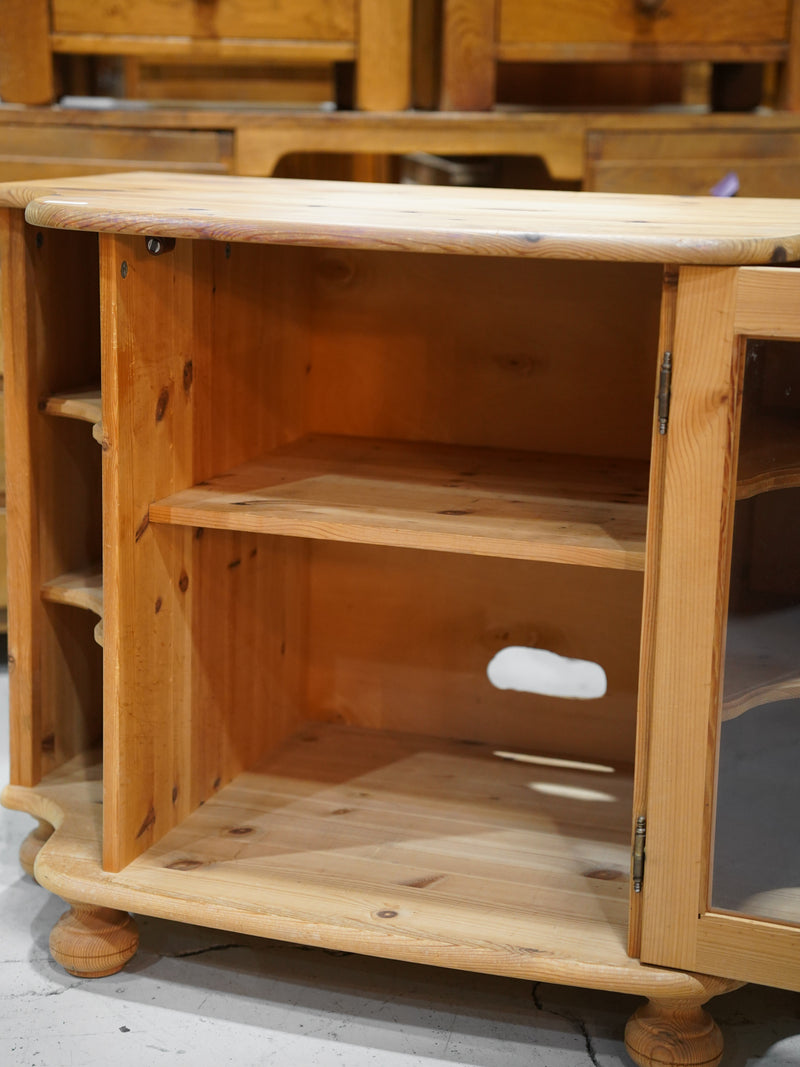 ウッド キャビネット <br> 大和店 - ヴィンテージ SHARK ATTACK