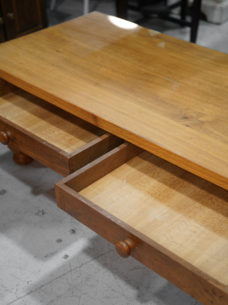 オークウッド センターテーブル <br> 大和店 - ヴィンテージ SHARK ATTACK