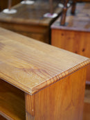 パインウッド キャビネット<br> 大和店 - ヴィンテージ SHARK ATTACK