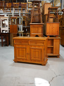 オークウッド キャビネット <br> 大和店 - ヴィンテージ SHARK ATTACK