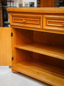 オークウッド キャビネット <br> 大和店 - ヴィンテージ SHARK ATTACK