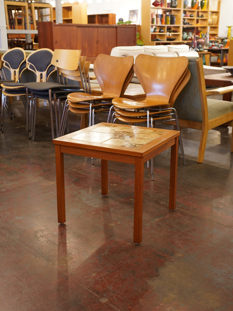 ウッド タイルトップサイドテーブル <br> 大和店