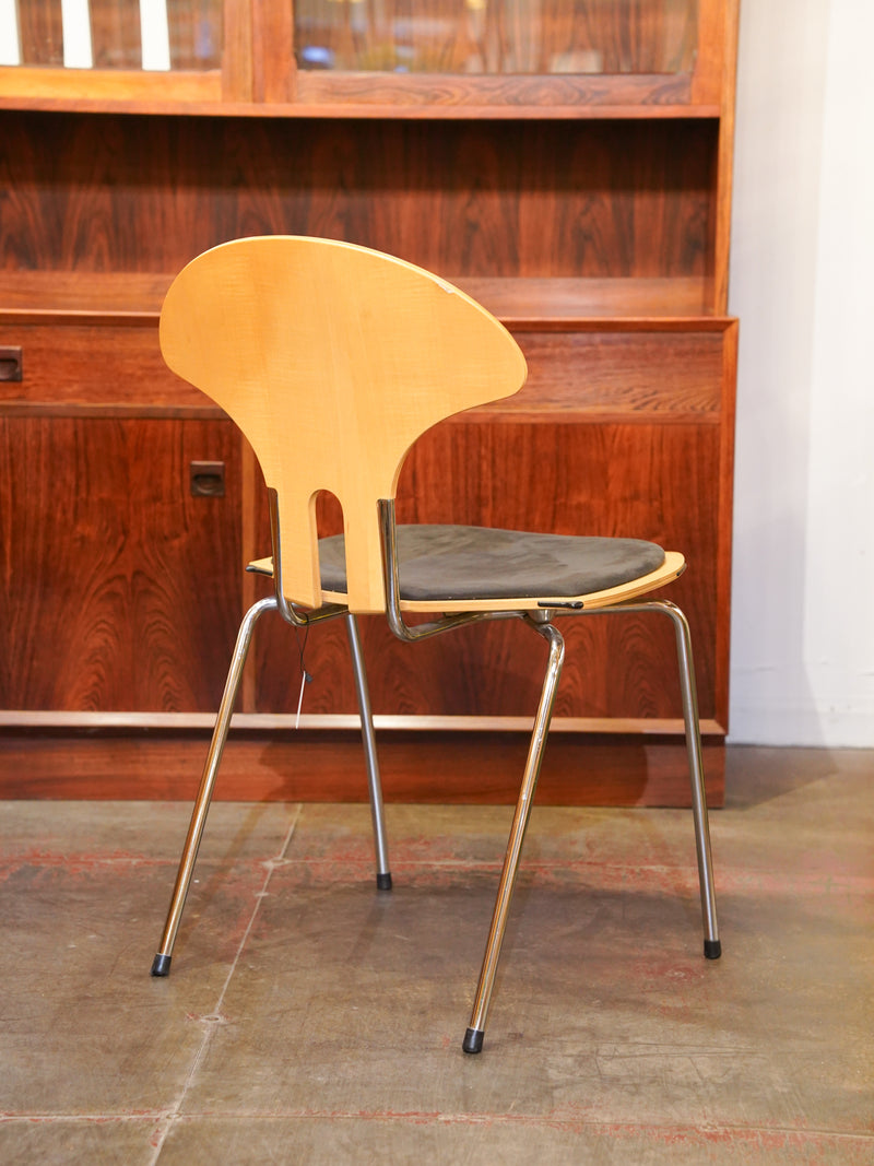 R. Randers A/S , Nanna Ditzel <br>スタッキングチェア <br>2003 , Denmark <br>大阪店