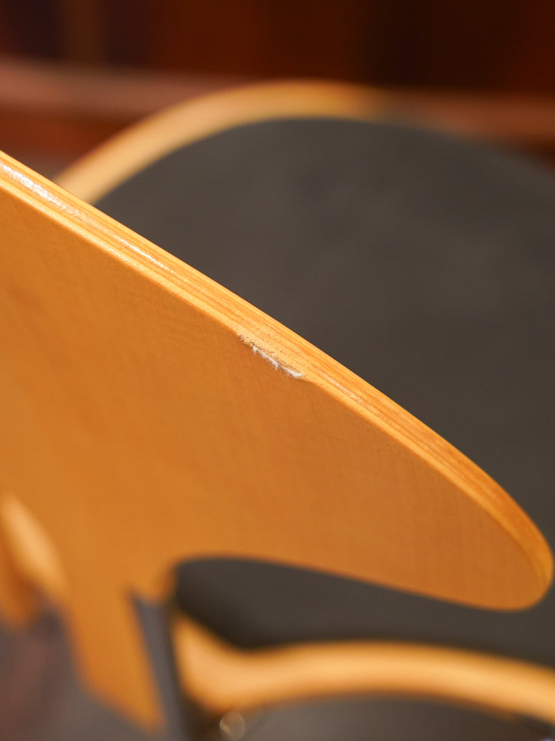 R. Randers A/S , Nanna Ditzel <br>スタッキングチェア <br>2003 , Denmark <br>大阪店