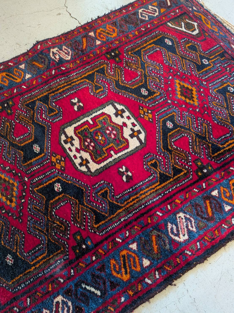 トライバルラグ  150×100 (cm)<br> 大和店