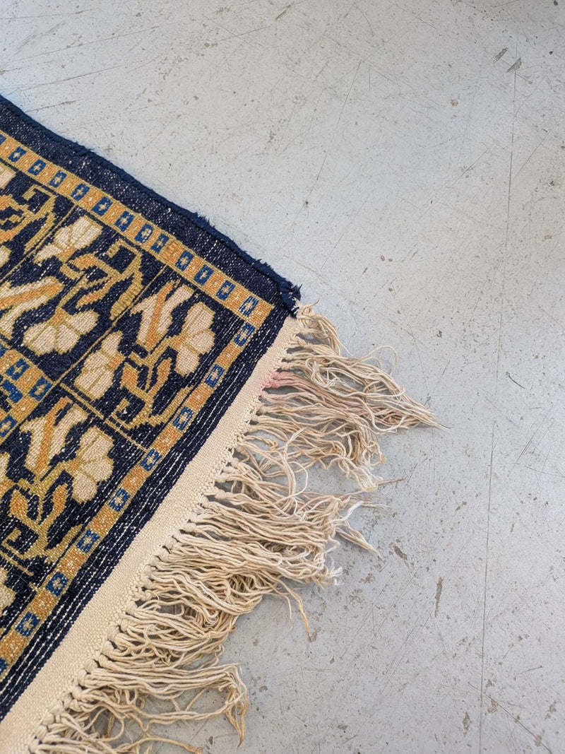 トライバルラグ  152×94 (cm) <br> 大和店