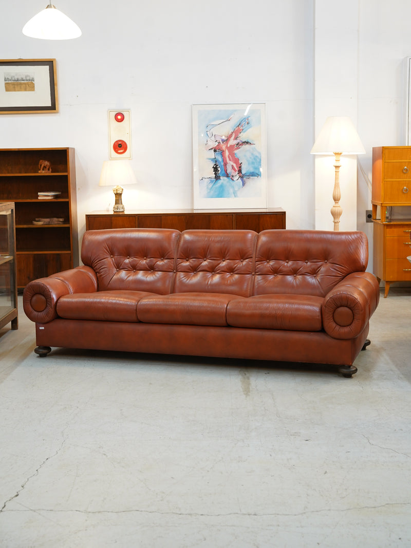 SHARK ATTACK アンティーク・ビンテージ ソファのページ