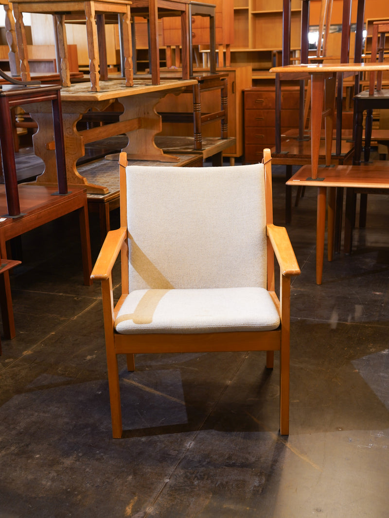 GETAMA , Hans J. Wegner ラウンジチェア