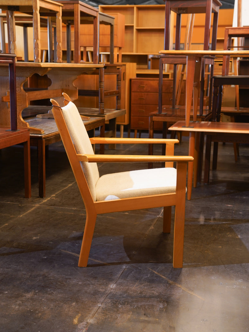 GETAMA , Hans J. Wegner ラウンジチェア