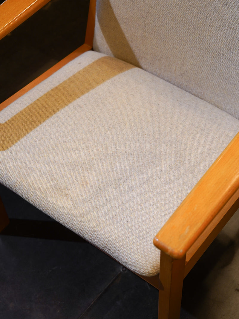 GETAMA , Hans J. Wegner ラウンジチェア