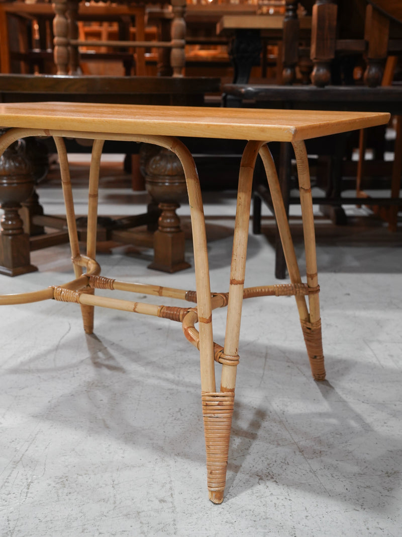 ラタン サイドテーブル 大和店 ヴィンテージ SHARKATTACK