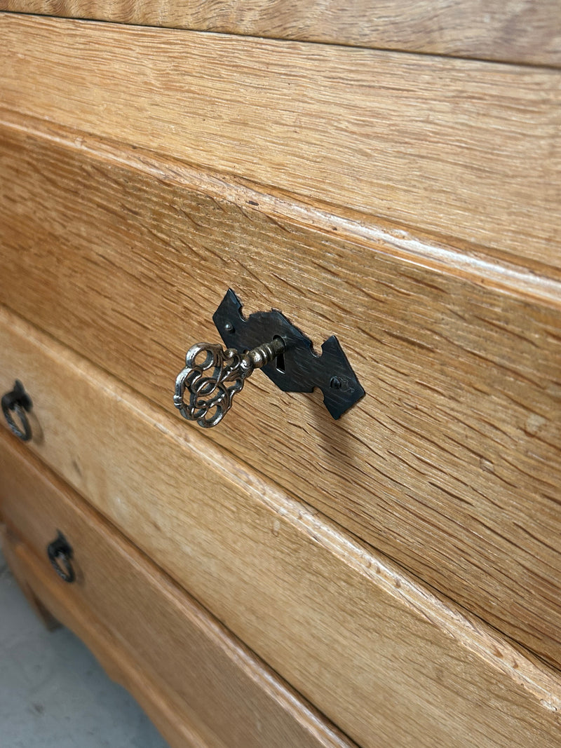 シェルフ/キャビネット <br>大阪店 - ヴィンテージ SHARK ATTACK