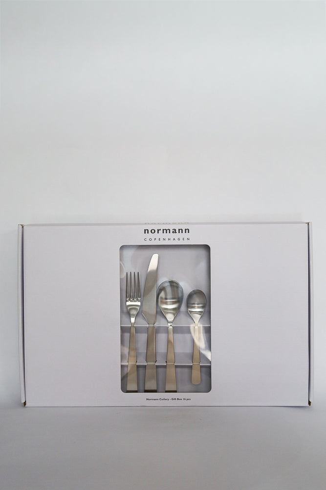 Normann Copenhagen <br>Cutlery Gift Box 16 pcs <br>reload店 - ヴィンテージ SHARK ATTACK