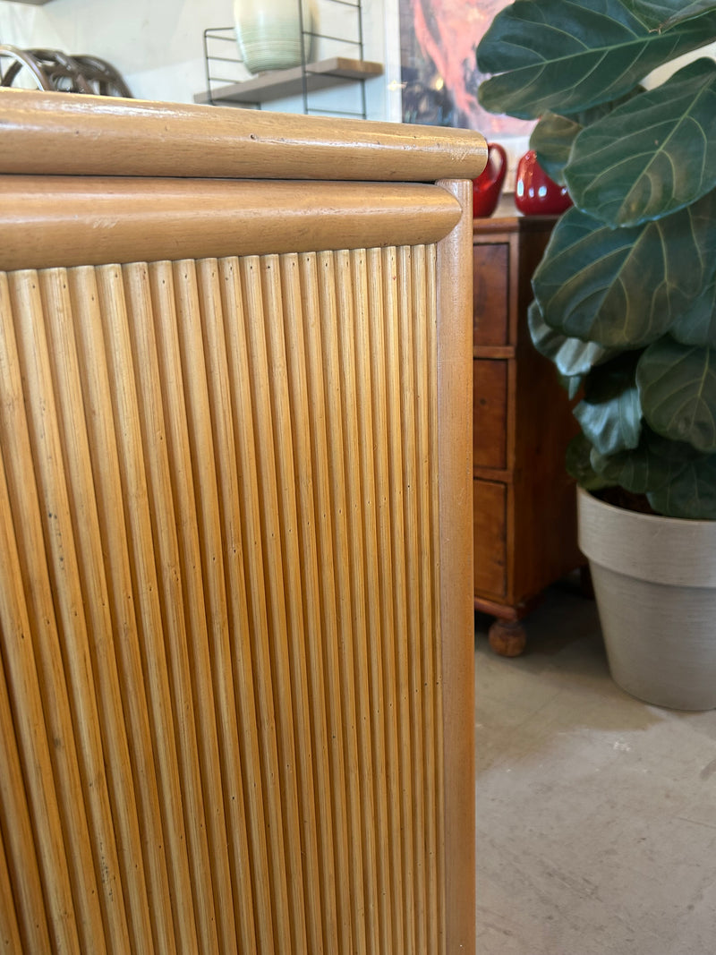 キャビネット <br>大阪店 - ヴィンテージ SHARK ATTACK