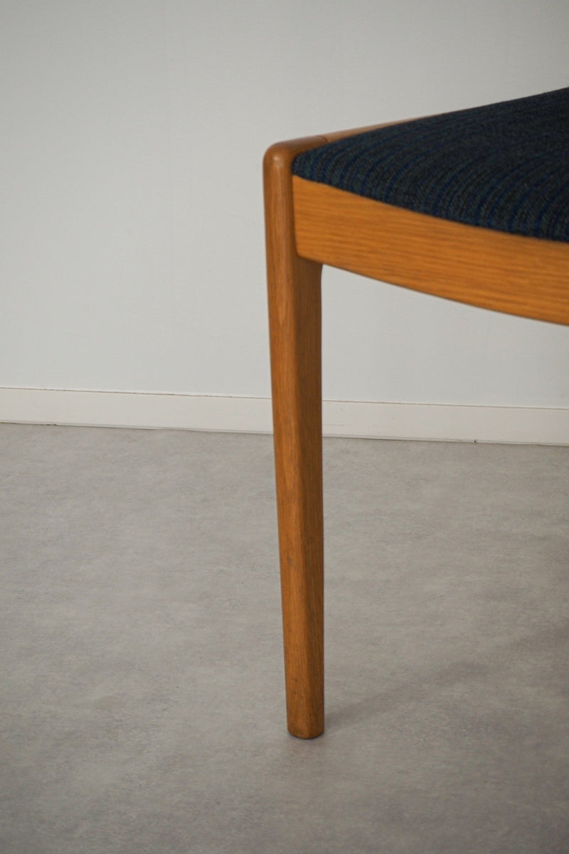 Albin Johansson & Soner<br>ファブリック ダイニングチェア<br>Sweden<br>cerote antiques,大和店 - ヴィンテージ SHARK ATTACK