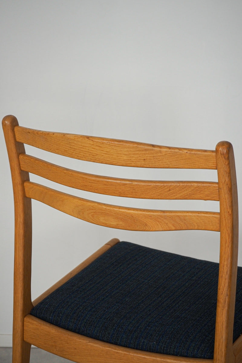 Albin Johansson & Soner<br>ファブリック ダイニングチェア<br>Sweden<br>cerote antiques,大和店 - ヴィンテージ SHARK ATTACK