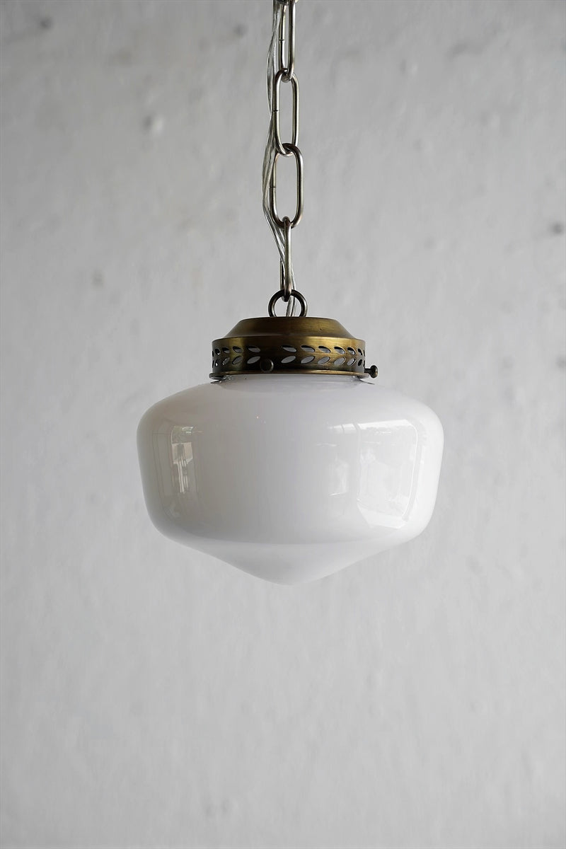 Reproduct Milk Glass Pendant Lamp Osaka Store