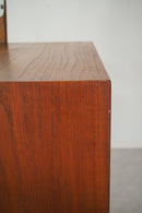 Olholm Mobelfablik<br>チークウッドドレッサー<br>1960s,Denmark<br>bob's box　 - ヴィンテージ SHARK ATTACK