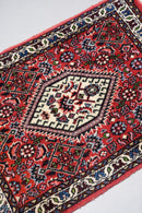 トライバルラグ 58×42 (cm) <br>ヴィンテージ<br>大阪店 - ヴィンテージ SHARK ATTACK