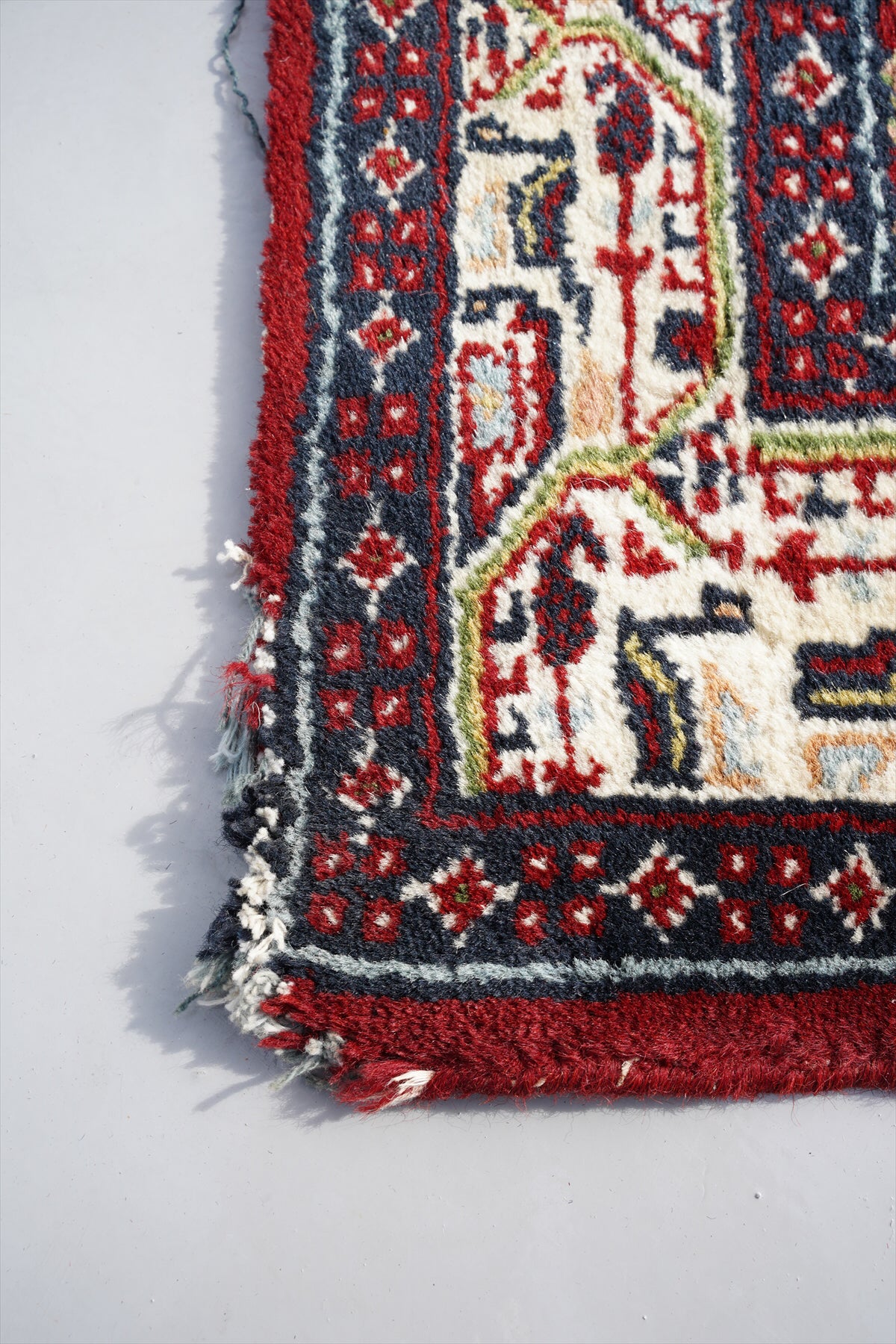 トライバルラグ 93×64 (cm) 大阪店