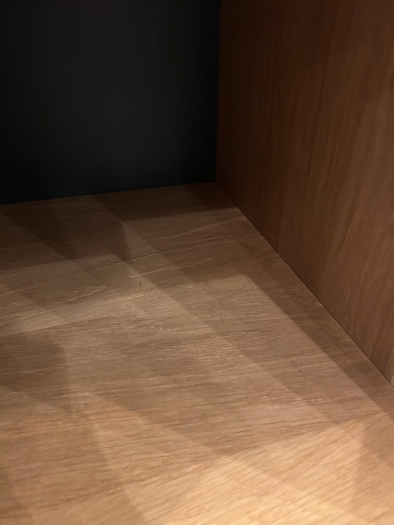 Cardinal Møbler <br>オークウッド キャビネット <br>Denmark <br>大阪店 - ヴィンテージ SHARK ATTACK