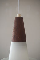 フロストガラスペンダントランプ<br>cerote antiques - ヴィンテージ SHARK ATTACK