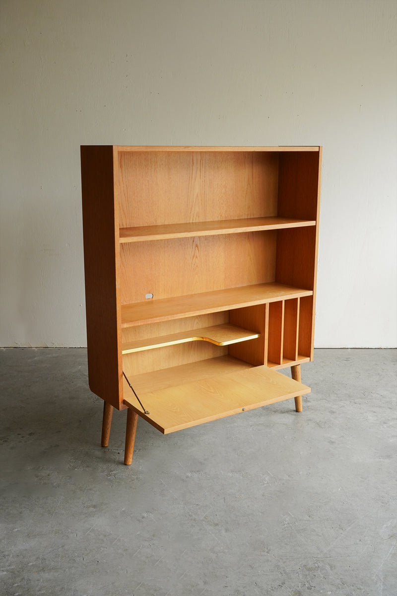 ウッド ブックシェルフ<br>大阪店 - ヴィンテージ SHARK ATTACK