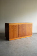 SKOVBY MØBELFABRIK <br> ウッド サイドボード<br> Denmark <br> 大阪店 - ヴィンテージ SHARK ATTACK