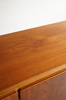 SKOVBY MØBELFABRIK <br> ウッド サイドボード<br> Denmark <br> 大阪店 - ヴィンテージ SHARK ATTACK