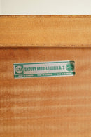 SKOVBY MØBELFABRIK <br> ウッド サイドボード<br> Denmark <br> 大阪店 - ヴィンテージ SHARK ATTACK
