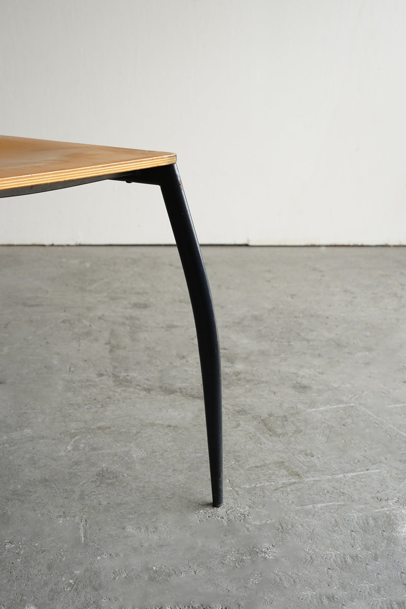 スタッキングチェア <br>France <br>大阪店 - ヴィンテージ SHARK ATTACK