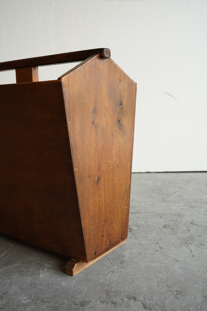 ウッド マガジンラック <br>大阪店 - ヴィンテージ SHARK ATTACK