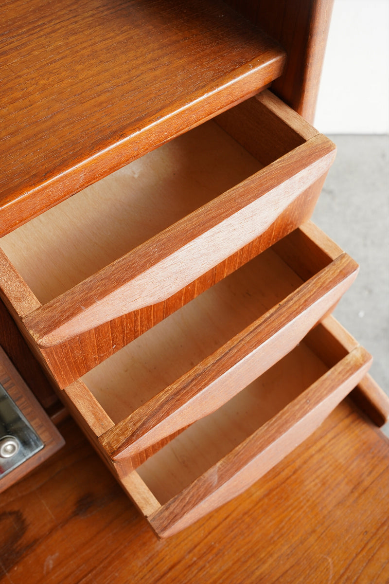 チークウッド チェスト/ビューロー <br>1960's , Denmark <br>大阪店 - ヴィンテージ SHARK ATTACK