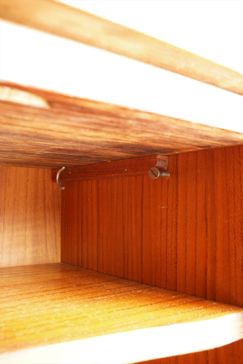 チークウッド チェスト/ビューロー <br>1960's , Denmark <br>大阪店 - ヴィンテージ SHARK ATTACK