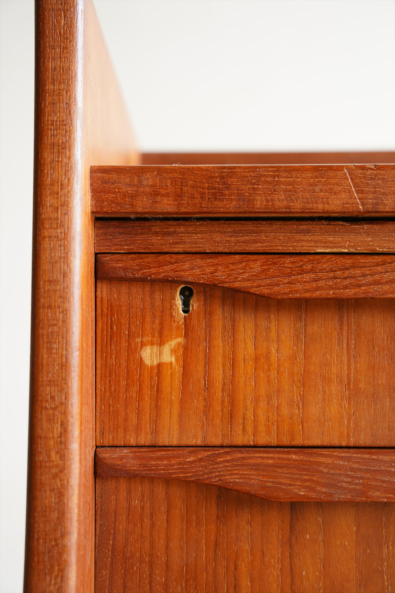 チークウッド チェスト/ビューロー <br>1960's , Denmark <br>大阪店 - ヴィンテージ SHARK ATTACK