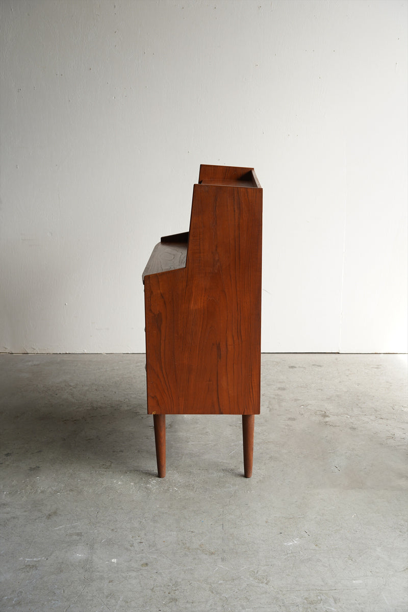 チークウッド チェスト/ビューロー <br>1960's , Denmark <br>大阪店 - ヴィンテージ SHARK ATTACK