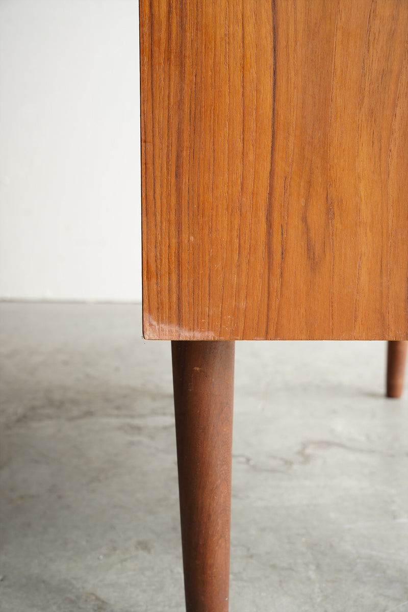 チークウッド チェスト/ビューロー <br>1960's , Denmark <br>大阪店 - ヴィンテージ SHARK ATTACK