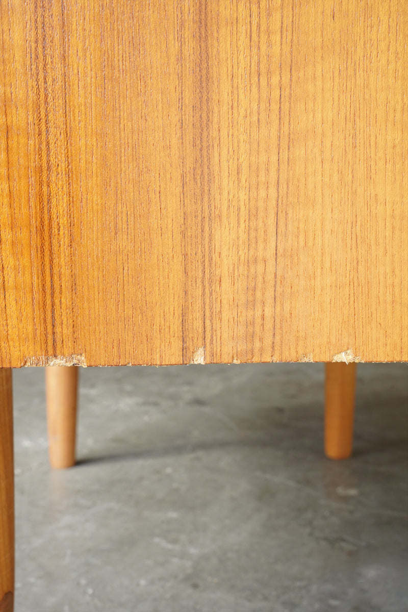 チークウッド チェスト/ビューロー <br>1960's , Denmark <br>大阪店 - ヴィンテージ SHARK ATTACK