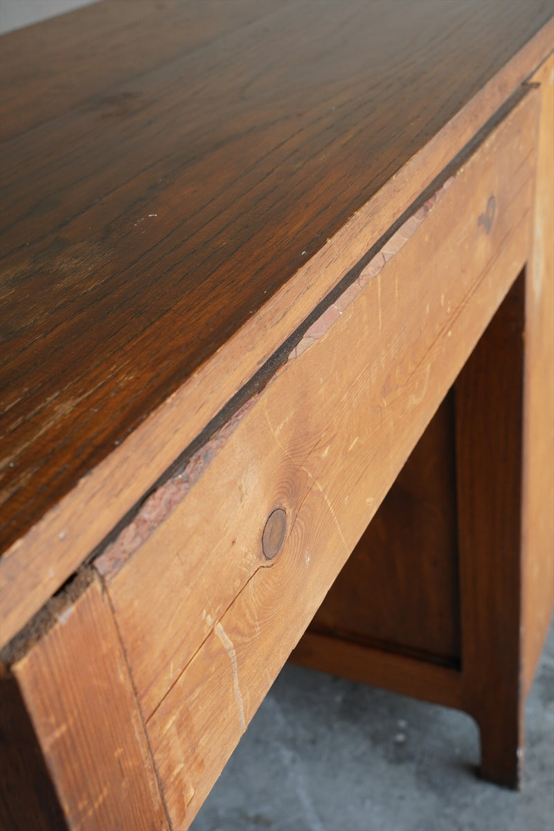 オークウッド デスク <br>大阪店 - ヴィンテージ SHARK ATTACK