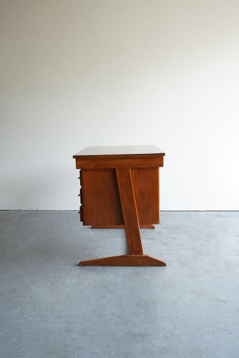 チークウッド デスク <br>大阪店 - ヴィンテージ SHARK ATTACK